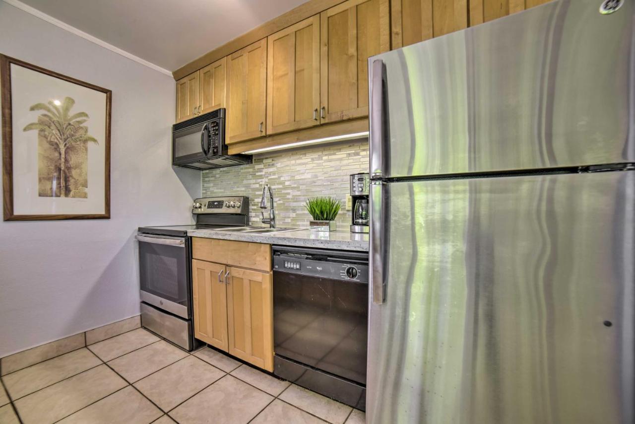 Beautiful Kihei Condo - Walk To The Beach! Exterior photo